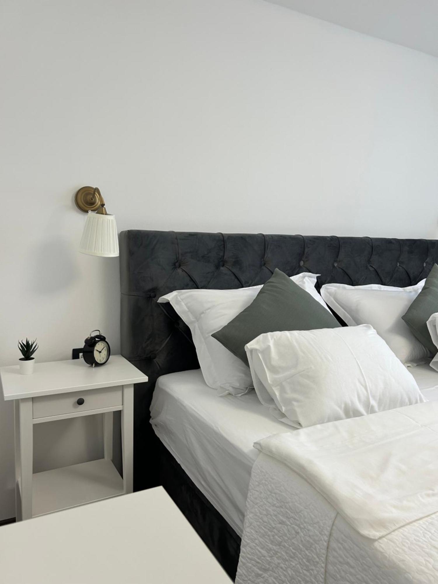 Apartments Juric Brodarica  Exterior foto