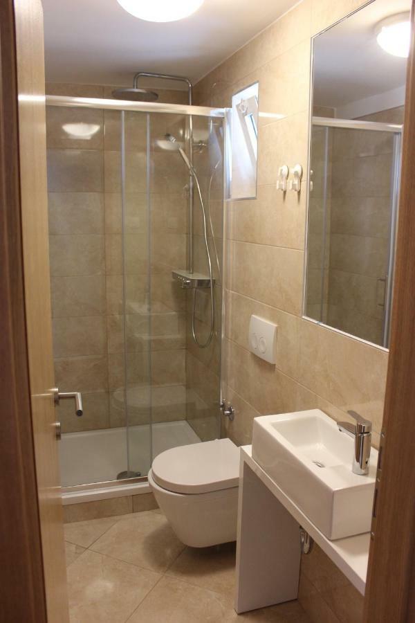 Apartments Juric Brodarica  Exterior foto
